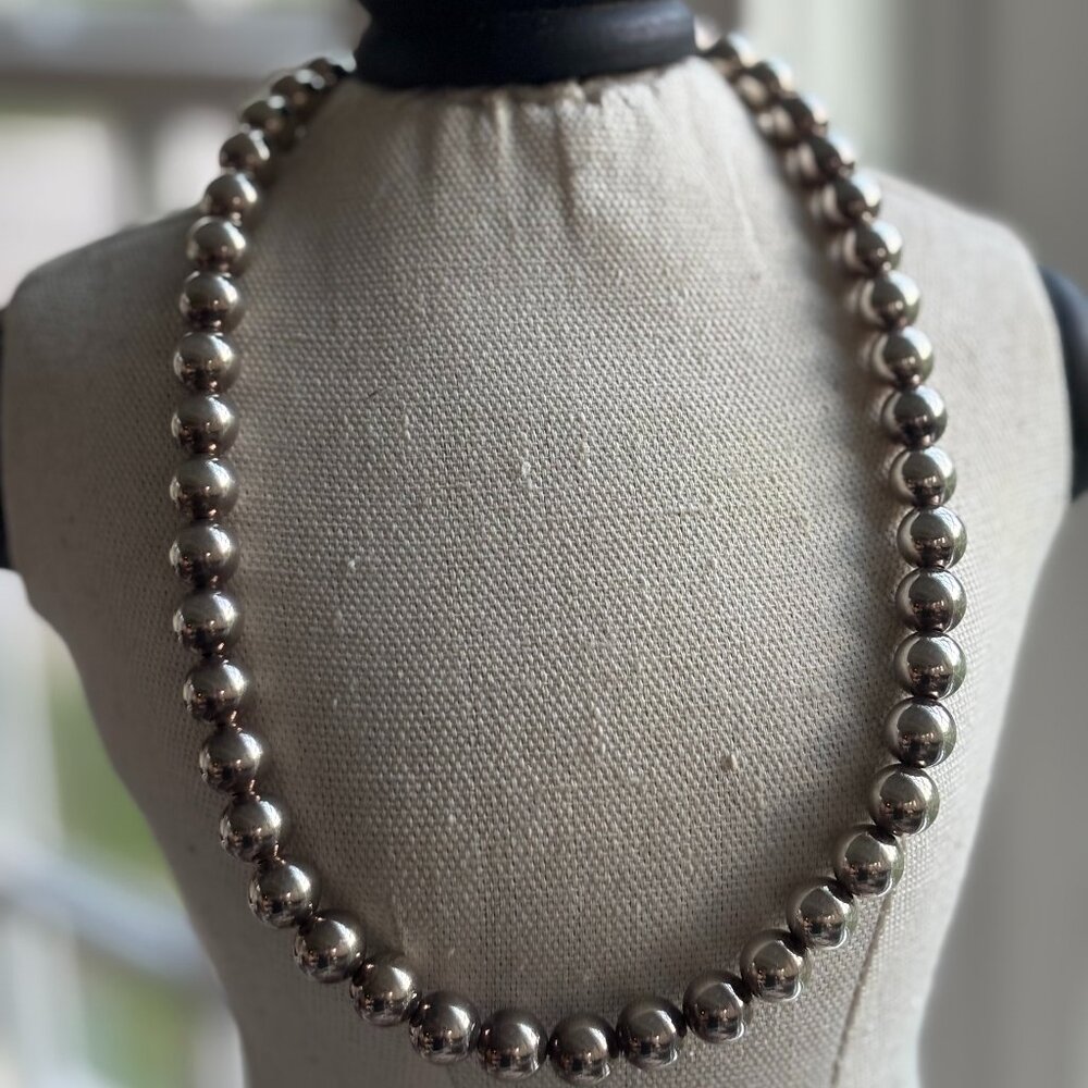 Vintage Tiffany & Co. Hardwear Ball Necklace in Sterling Silver - Picture 2 of 6